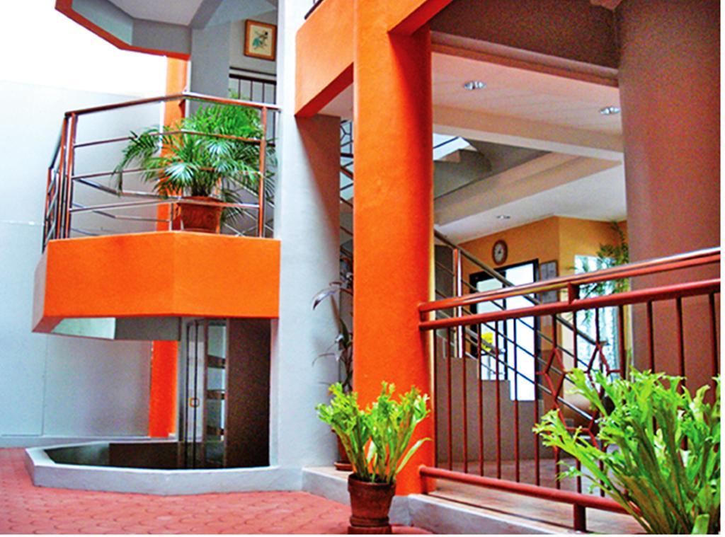 Casa Azucena Hotel Cagayan de Oro Exterior photo